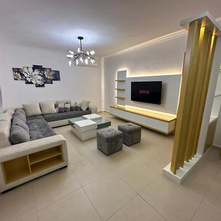 Elby Apartments Berat Kültér fotó