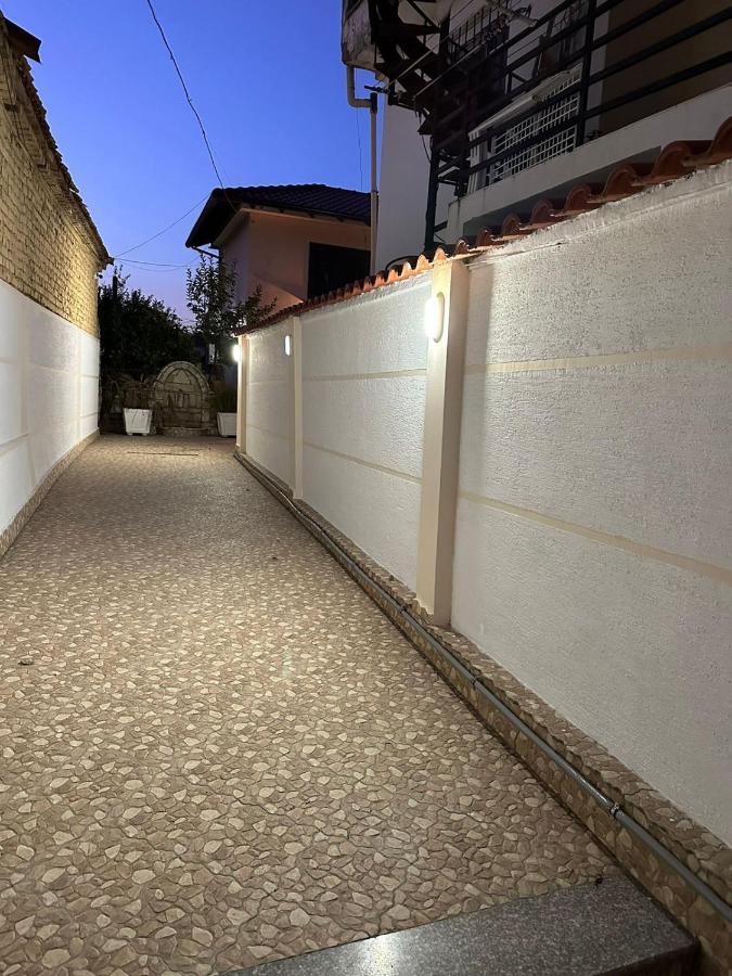 Elby Apartments Berat Kültér fotó