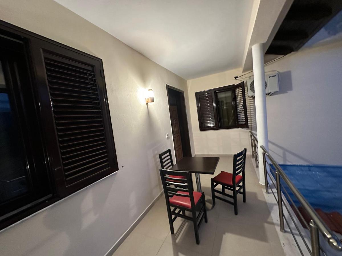 Elby Apartments Berat Kültér fotó